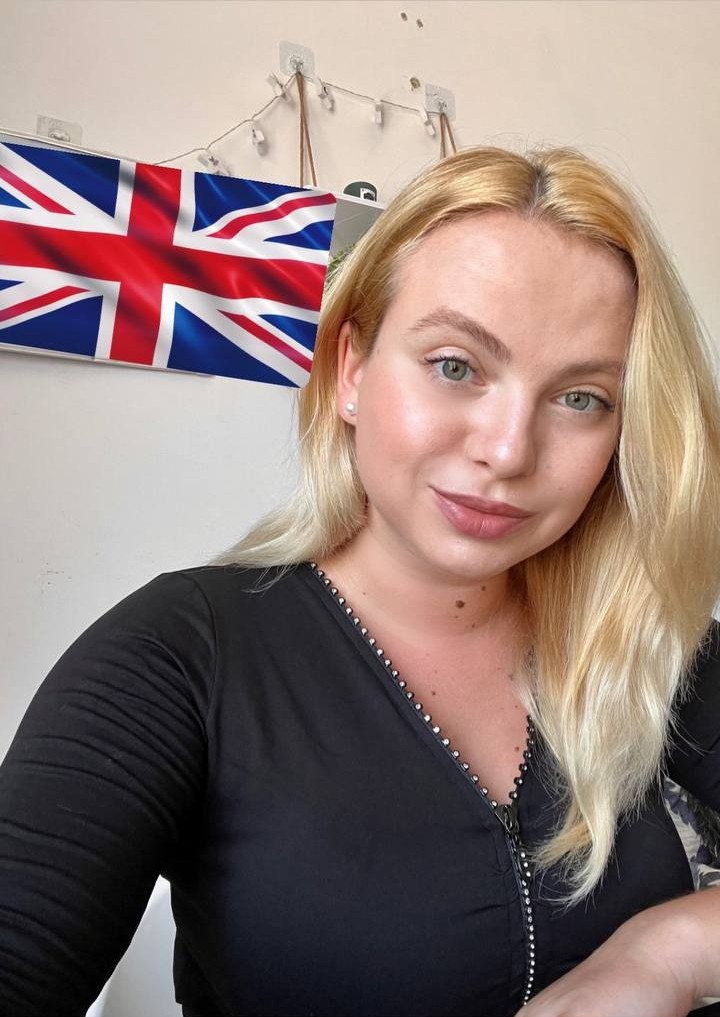 Преподаватель английского